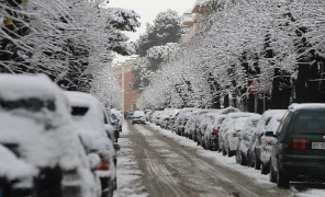 neve_macchine_posteggiate_296