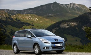 peugeot_5008_296_nuova